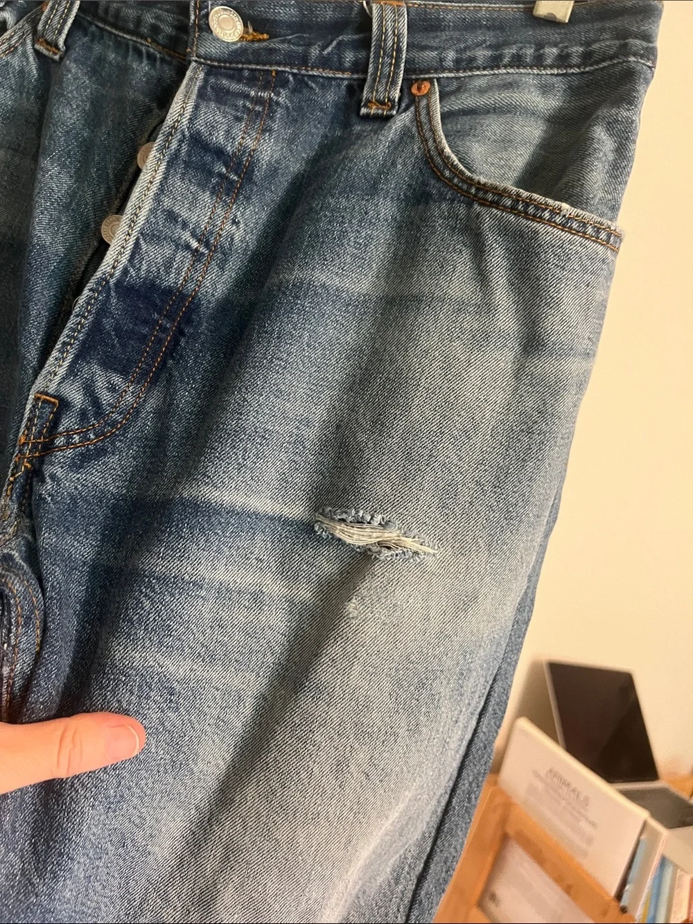 Re/Done Distressed Levi’s Jeans